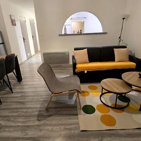 Appartement 2 Chambres, Cuisine Equipee Beaucaire  Exterior photo