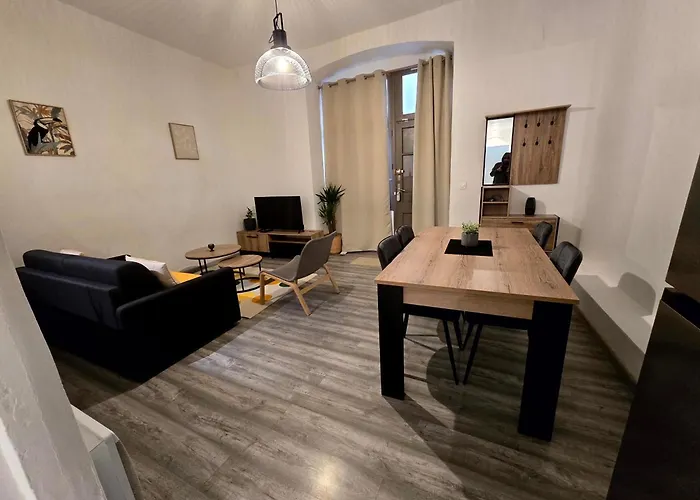 Appartement 2 Chambres, Cuisine Equipee
